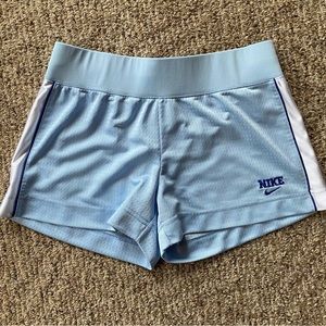 Nike women’s shorts size M